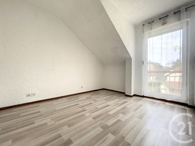 Appartement F4 &agrave; louer - 4 pi&egrave;ces - 97,37 m2 - Chalons En Champagne - 51 - CHAMPAGNE-ARDENNE
