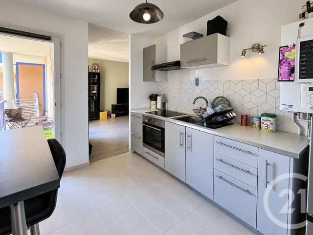 Appartement F4 &agrave; vendre - 4 pi&egrave;ces - 78,47 m2 - Chalons En Champagne - 51 - CHAMPAGNE-ARDENNE