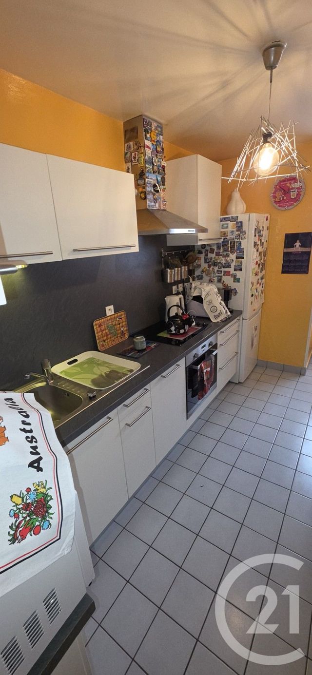 Appartement F3 &agrave; vendre - 3 pi&egrave;ces - 63,32 m2 - Chalons En Champagne - 51 - CHAMPAGNE-ARDENNE