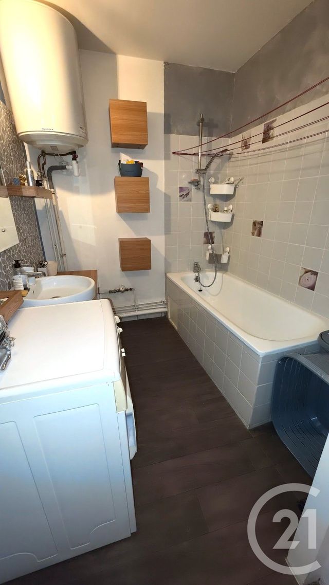 Appartement F3 &agrave; vendre - 3 pi&egrave;ces - 85 m2 - Chalons En Champagne - 51 - CHAMPAGNE-ARDENNE