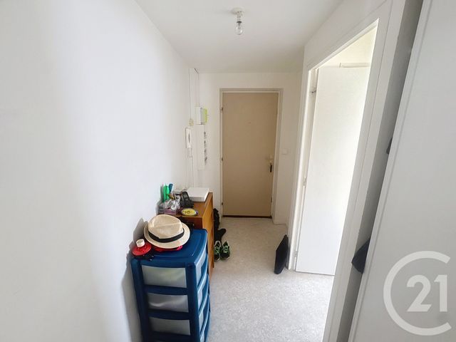Appartement T4 &agrave; louer - 4 pi&egrave;ces - 104,99 m2 - Sarry - 51 - CHAMPAGNE-ARDENNE