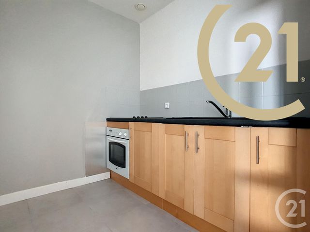 Maison &agrave; louer - 3 pi&egrave;ces - 49 m2 - Bolbec - 76 - HAUTE-NORMANDIE