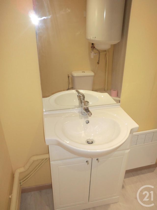 Maison &agrave; vendre - 1 pi&egrave;ce - 24 m2 - Lillebonne - 76 - HAUTE-NORMANDIE