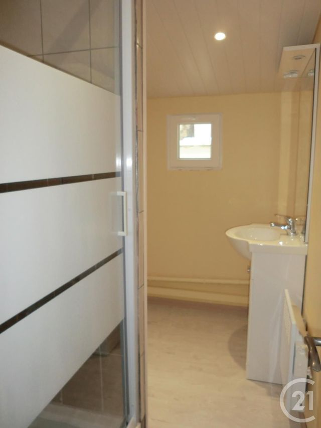 Maison &agrave; vendre - 1 pi&egrave;ce - 24 m2 - Lillebonne - 76 - HAUTE-NORMANDIE