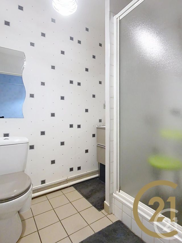 Appartement F2 à vendre - 2 pièces - 59,05 m2 - Lillebonne - 76 - HAUTE-NORMANDIE