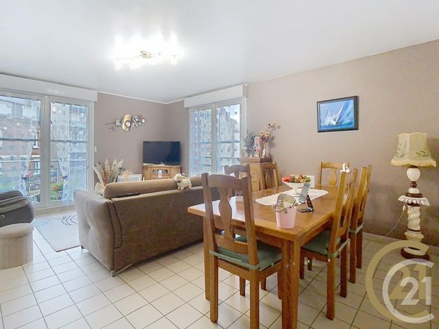 Appartement F2 à vendre - 2 pièces - 59,05 m2 - Lillebonne - 76 - HAUTE-NORMANDIE