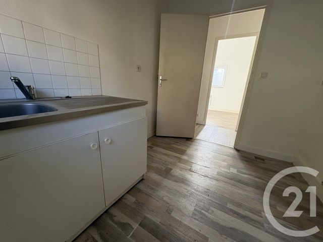 Appartement F1 &agrave; louer - 2 pi&egrave;ces - 45,23 m2 - Bolbec - 76 - HAUTE-NORMANDIE