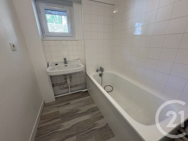 Appartement F1 &agrave; louer - 2 pi&egrave;ces - 45,23 m2 - Bolbec - 76 - HAUTE-NORMANDIE