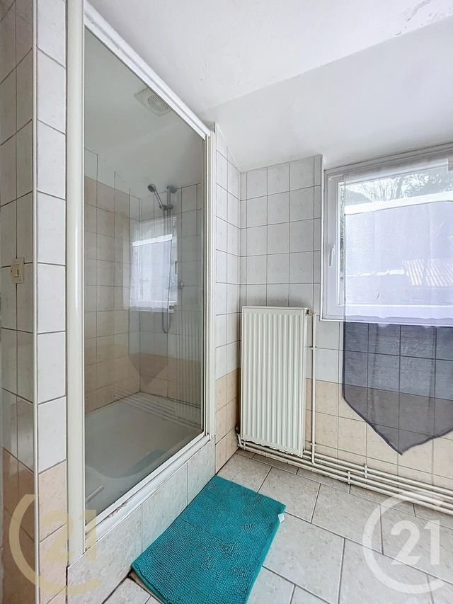 Maison à louer - 3 pièces - 56,71 m2 - Lillebonne - 76 - HAUTE-NORMANDIE