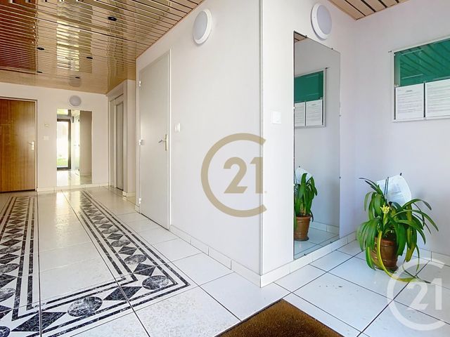 Appartement F4 &agrave; vendre - 4 pi&egrave;ces - 119 m2 - Lillebonne - 76 - HAUTE-NORMANDIE