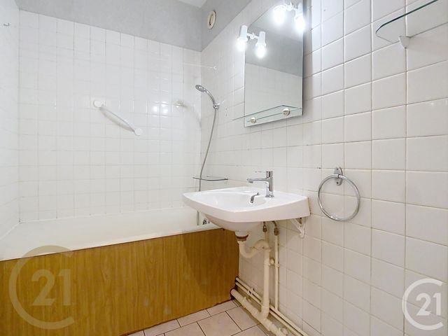 Appartement F2 &agrave; vendre - 2 pi&egrave;ces - 59 m2 - Lillebonne - 76 - HAUTE-NORMANDIE