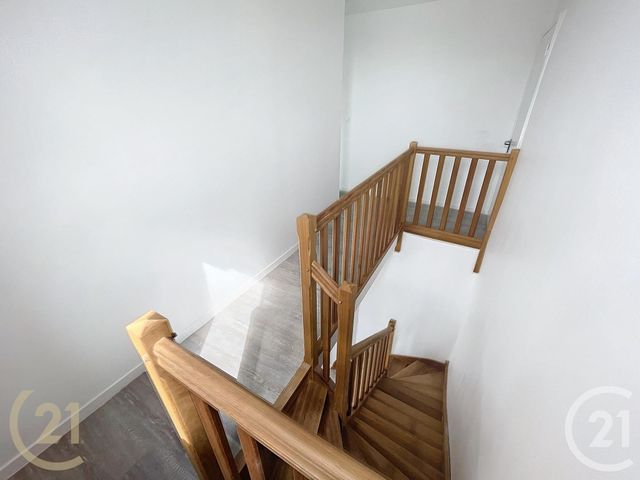 Appartement &agrave; louer - 3 pi&egrave;ces - 63,50 m2 - Bolbec - 76 - HAUTE-NORMANDIE