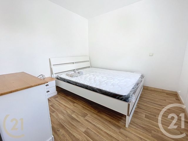 Appartement &agrave; louer - 2 pi&egrave;ces - 24,95 m2 - Lillebonne - 76 - HAUTE-NORMANDIE