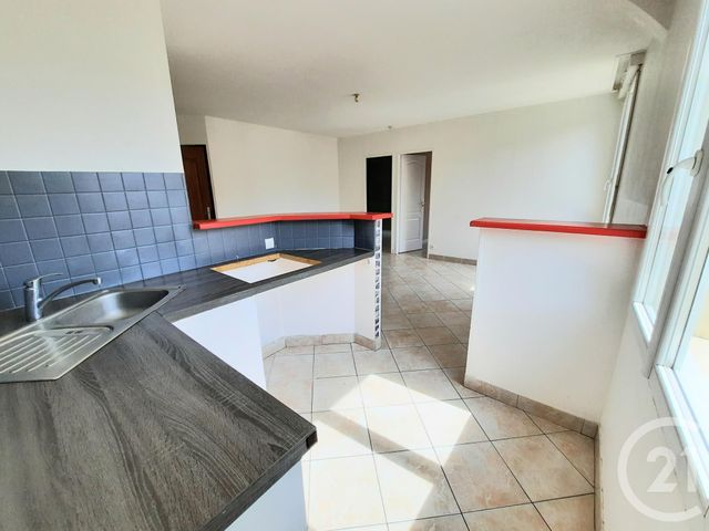 Appartement &agrave; louer - 3 pi&egrave;ces - 53,98 m2 - Bolbec - 76 - HAUTE-NORMANDIE