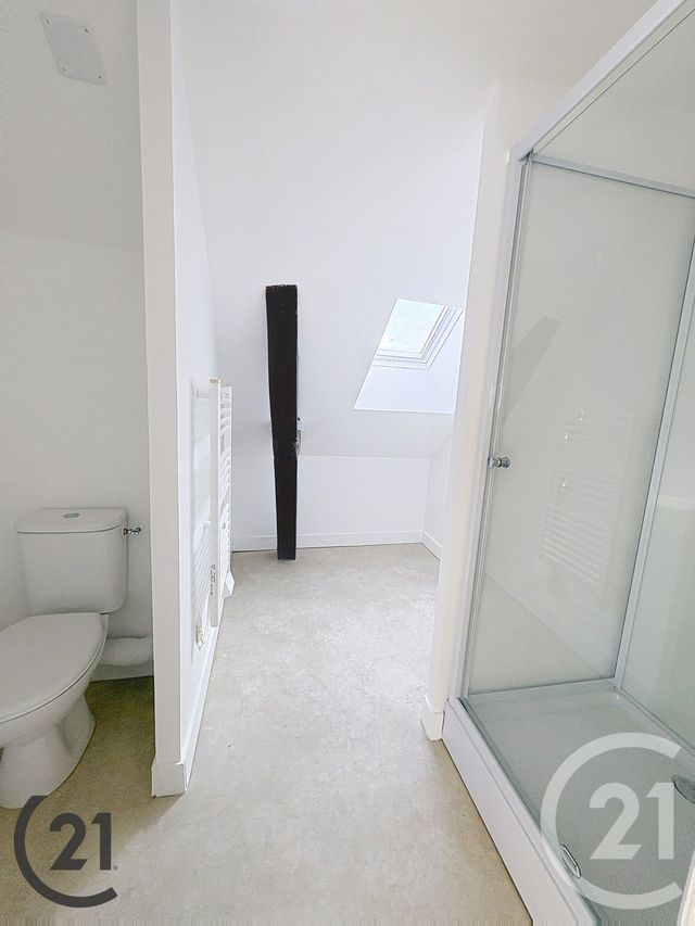 Appartement Studio &agrave; louer - 1 pi&egrave;ce - 25,53 m2 - Lillebonne - 76 - HAUTE-NORMANDIE