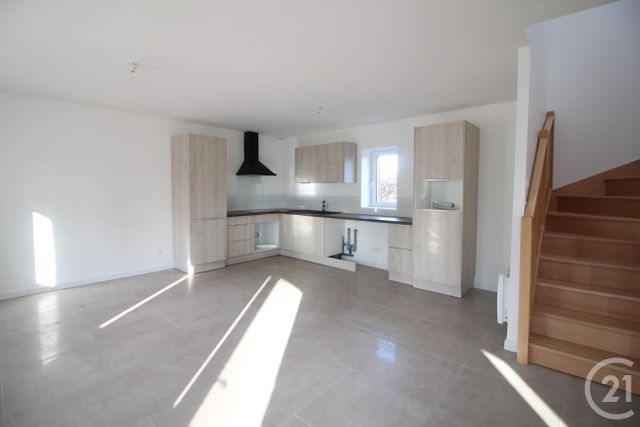Maison &agrave; louer - 4 pi&egrave;ces - 82,84 m2 - Melamare - 76 - HAUTE-NORMANDIE