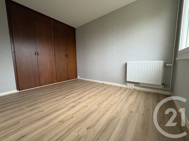 Appartement F3 &agrave; louer - 3 pi&egrave;ces - 63,42 m2 - Lillebonne - 76 - HAUTE-NORMANDIE