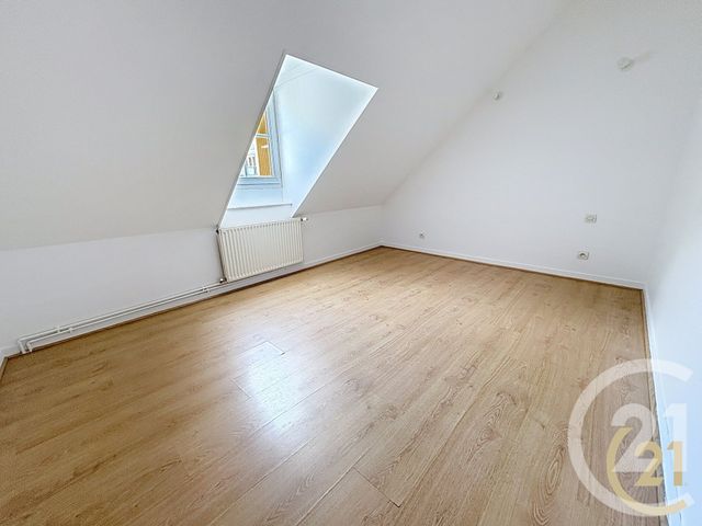 Maison &agrave; louer - 4 pi&egrave;ces - 72 m2 - Pont Audemer - 27 - HAUTE-NORMANDIE