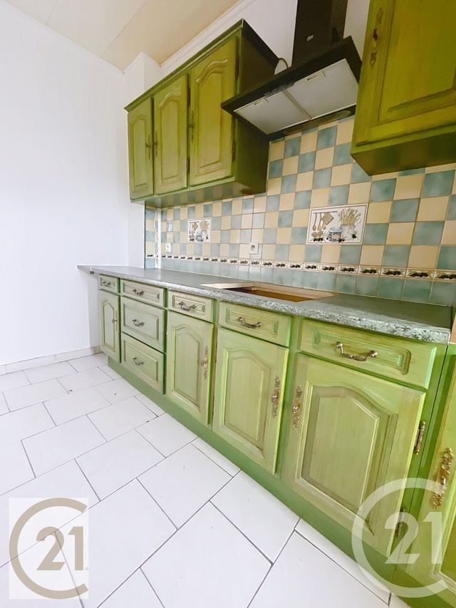 Maison &agrave; louer - 4 pi&egrave;ces - 75 m2 - La Frenaye - 76 - HAUTE-NORMANDIE