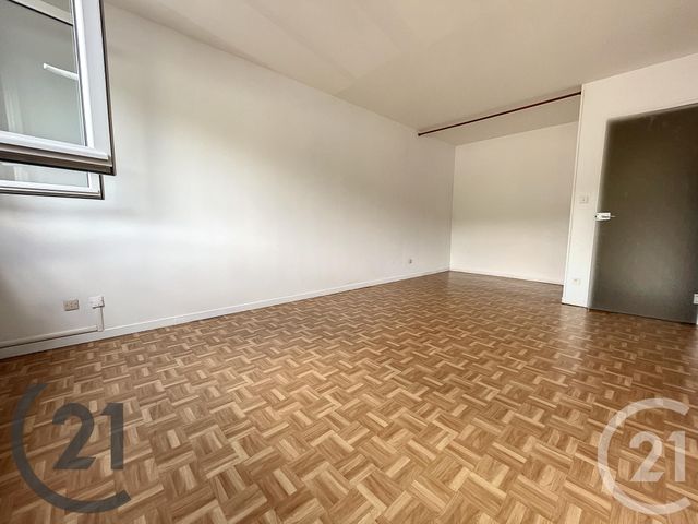 Appartement Studio &agrave; louer - 1 pi&egrave;ce - 28,43 m2 - Lillebonne - 76 - HAUTE-NORMANDIE