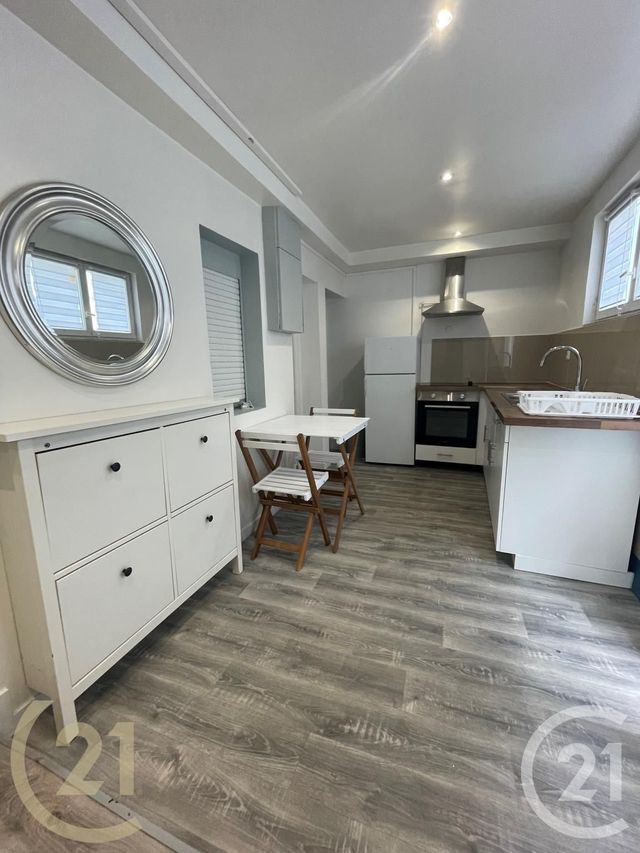 Appartement F1 &agrave; louer - 1 pi&egrave;ce - 37,87 m2 - Lillebonne - 76 - HAUTE-NORMANDIE