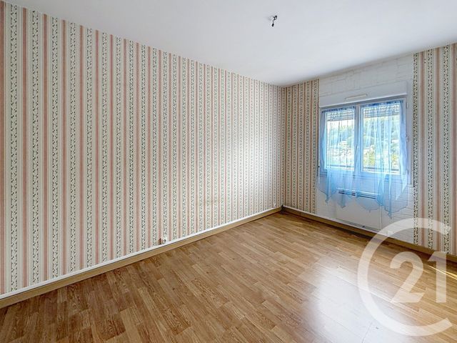 Maison &agrave; vendre - 6 pi&egrave;ces - 121 m2 - Lillebonne - 76 - HAUTE-NORMANDIE