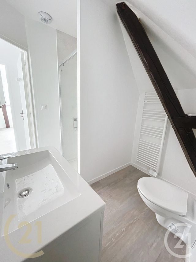 Appartement &agrave; louer - 3 pi&egrave;ces - 63,50 m2 - Bolbec - 76 - HAUTE-NORMANDIE