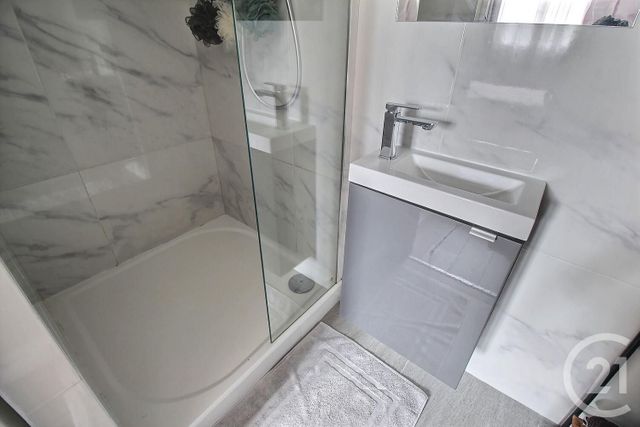 Appartement F5 à vendre - 5 pièces - 101,84 m2 - St Andre De La Roche - 06 - PROVENCE-ALPES-COTE-D-AZUR