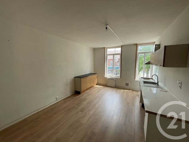 Local commercial à louer - 100.0 m2 - 59 - Nord