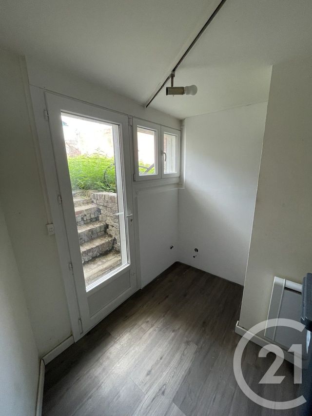 Local commercial à louer - 100.0 m2 - 59 - Nord