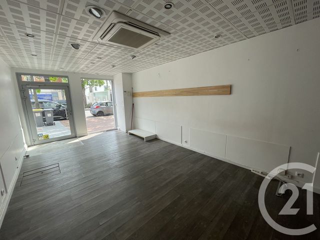 Local commercial à louer - 100.0 m2 - 59 - Nord