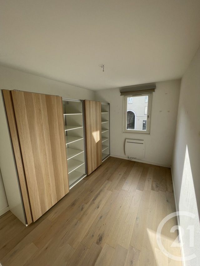 Appartement F3 à louer - 3 pièces - 71,46 m2 - Lille - 59 - NORD-PAS-DE-CALAIS