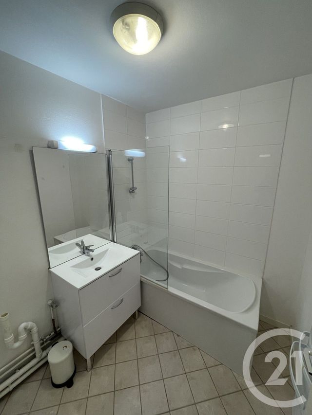 Appartement F3 à louer - 3 pièces - 71,46 m2 - Lille - 59 - NORD-PAS-DE-CALAIS