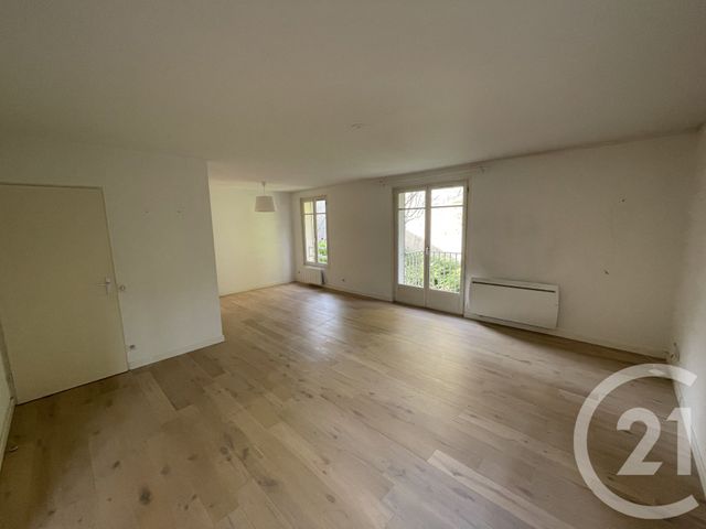 Appartement F3 à louer - 3 pièces - 71,46 m2 - Lille - 59 - NORD-PAS-DE-CALAIS