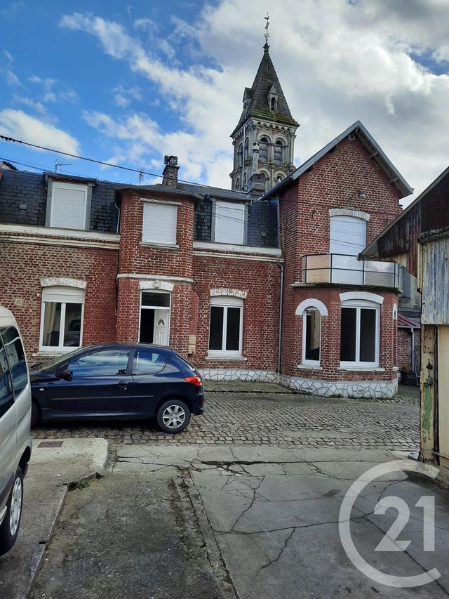 Maison à vendre - 6 pièces - 121,60 m2 - St Quentin - 02 - PICARDIE