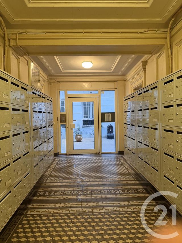 Appartement F2 &agrave; vendre - 2 pi&egrave;ces - 26,55 m2 - Paris - 75011 - ILE-DE-FRANCE