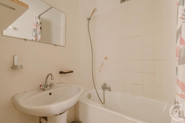 Appartement F2 à vendre - 2 pièces - 37,80 m2 - Paris - 75011 - ILE-DE-FRANCE