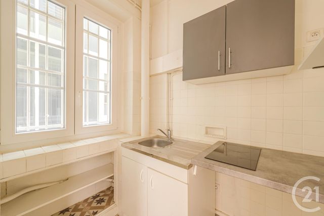 Appartement F2 à vendre - 2 pièces - 37,80 m2 - Paris - 75011 - ILE-DE-FRANCE