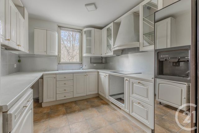 Appartement F5 à vendre - 5 pièces - 99,80 m2 - Paris - 75010 - ILE-DE-FRANCE