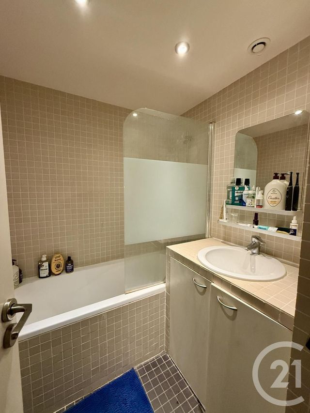 Appartement F2 &agrave; vendre - 2 pi&egrave;ces - 50 m2 - Paris - 75011 - ILE-DE-FRANCE