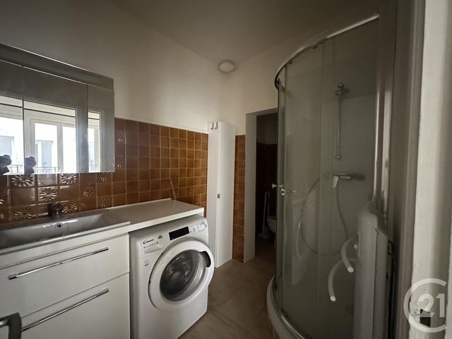 Appartement F1 &agrave; louer - 1 pi&egrave;ce - 25,78 m2 - Paris - 75011 - ILE-DE-FRANCE