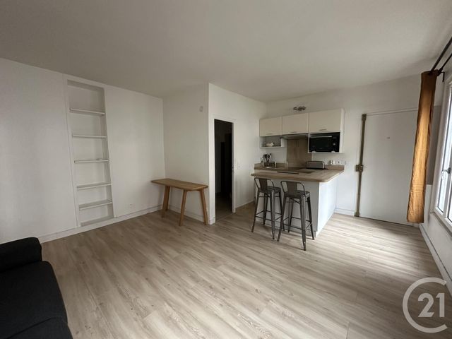 Appartement F1 &agrave; louer - 1 pi&egrave;ce - 25,78 m2 - Paris - 75011 - ILE-DE-FRANCE