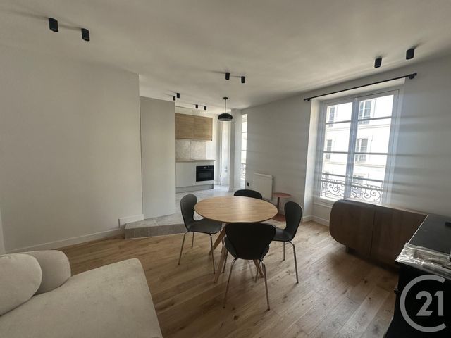 Appartement &agrave; louer - 2 pi&egrave;ces - 44,56 m2 - Paris - 75011 - ILE-DE-FRANCE