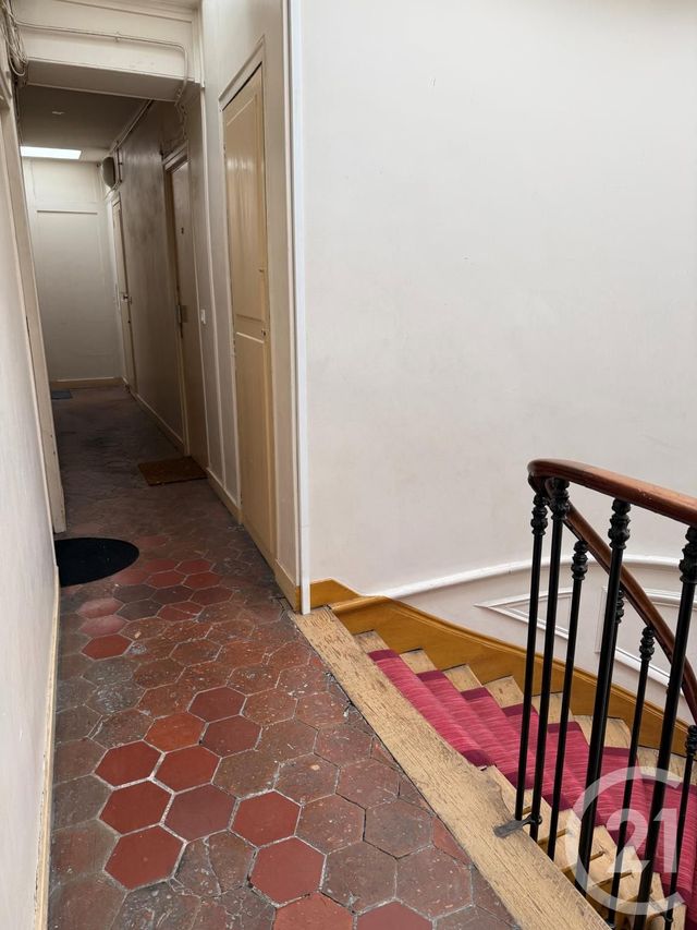 Appartement Chambre &agrave; vendre - 1 pi&egrave;ce - 10,09 m2 - Paris - 75010 - ILE-DE-FRANCE