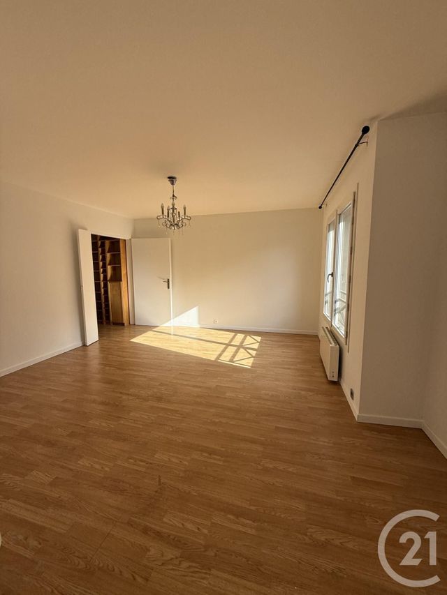 Appartement &agrave; louer - 4 pi&egrave;ces - 86,91 m2 - Paris - 75011 - ILE-DE-FRANCE