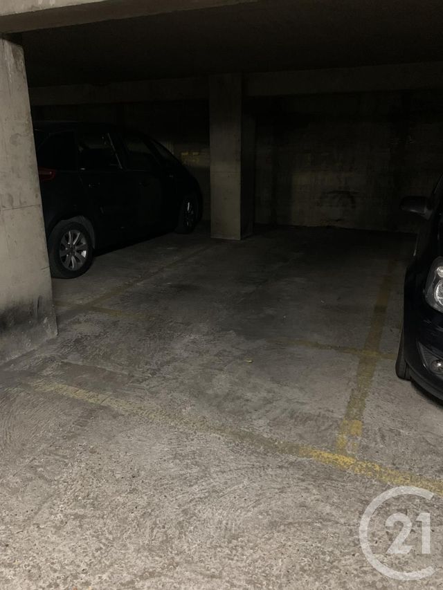 Parking &agrave; louer - 12 m2 - Paris - 75011 - ILE-DE-FRANCE