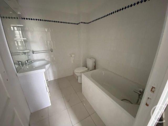 Appartement Studio à vendre - 2 pièces - 31 m2 - Vittel - 88 - LORRAINE