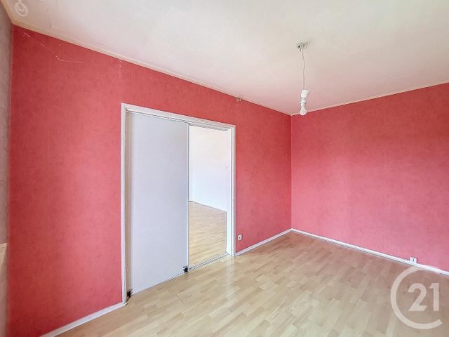 Appartement F4 à vendre - 4 pièces - 66 m2 - Vittel - 88 - LORRAINE