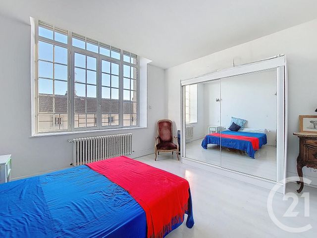 Appartement F7 à vendre - 7 pièces - 171,72 m2 - Mirecourt - 88 - LORRAINE