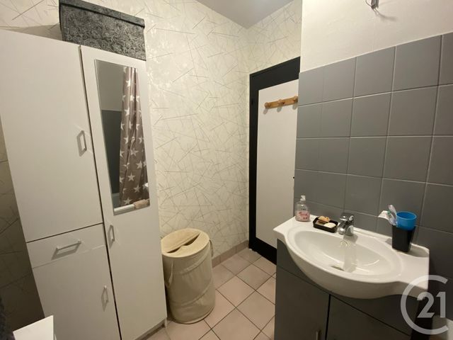 Appartement F4 &agrave; vendre - 4 pi&egrave;ces - 79,66 m2 - Vittel - 88 - LORRAINE